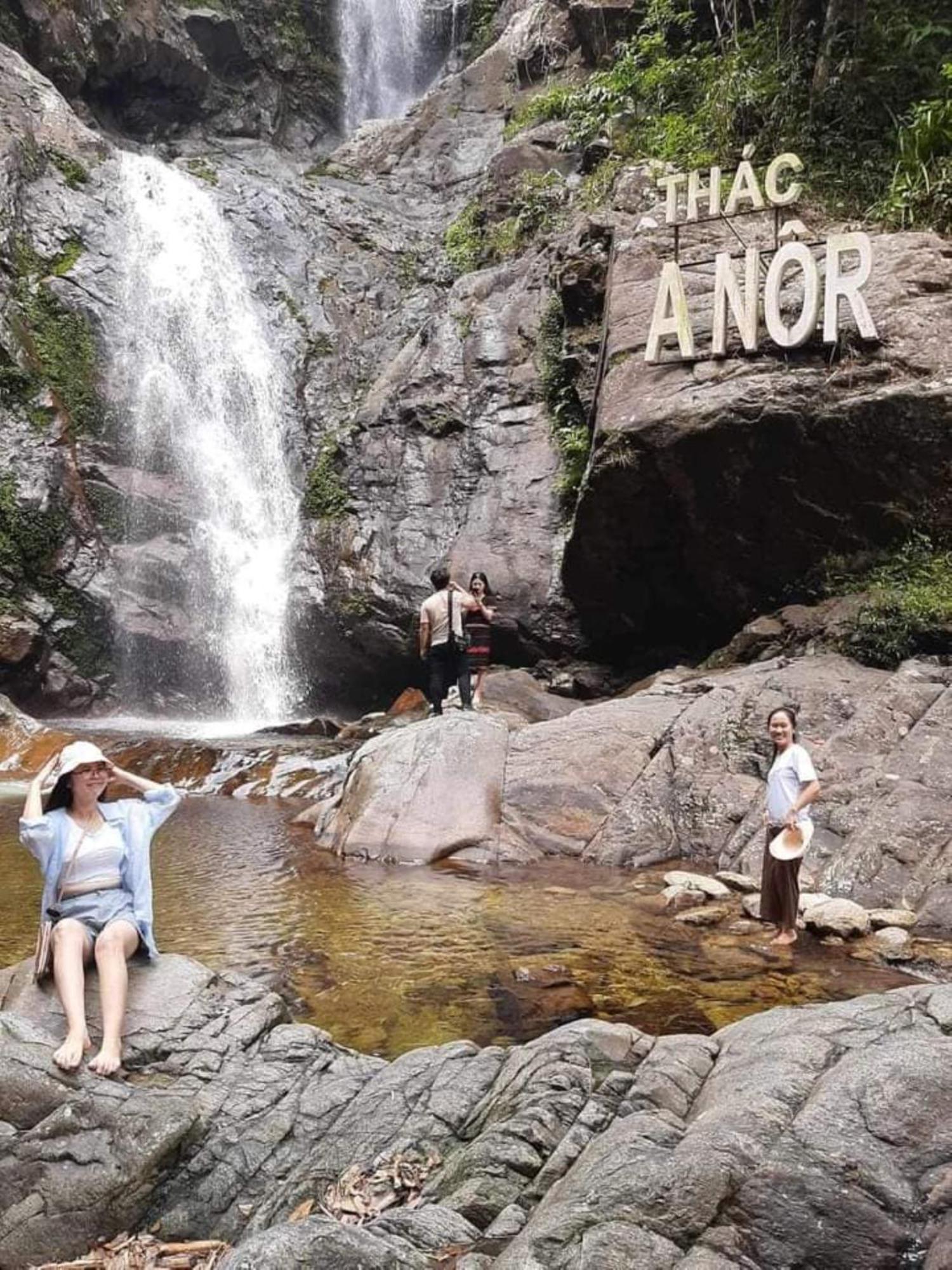 Homestay Ho Son - Thac Anor A Luoi Eksteriør bilde