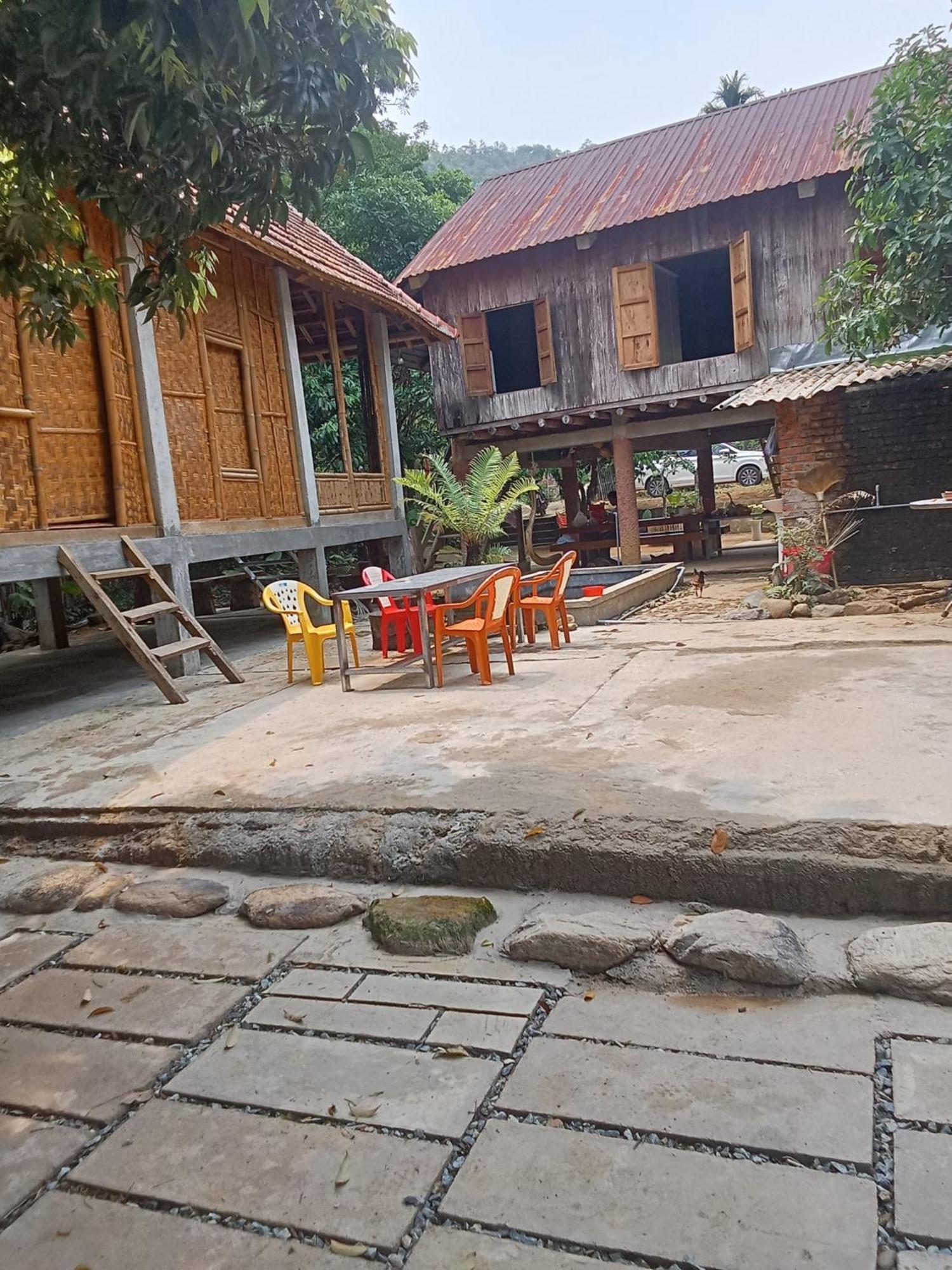 Homestay Ho Son - Thac Anor A Luoi Eksteriør bilde